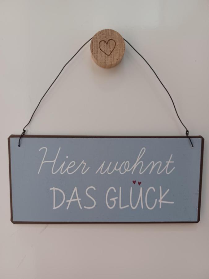 Giebelzimmer Mit Weinbergblick Stetten  Bagian luar foto